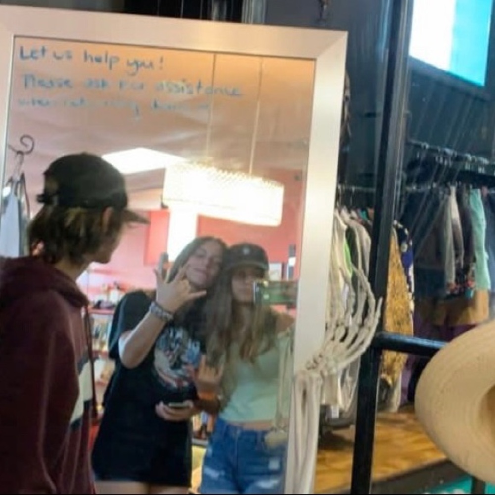 Meet your Posher, Kaylee